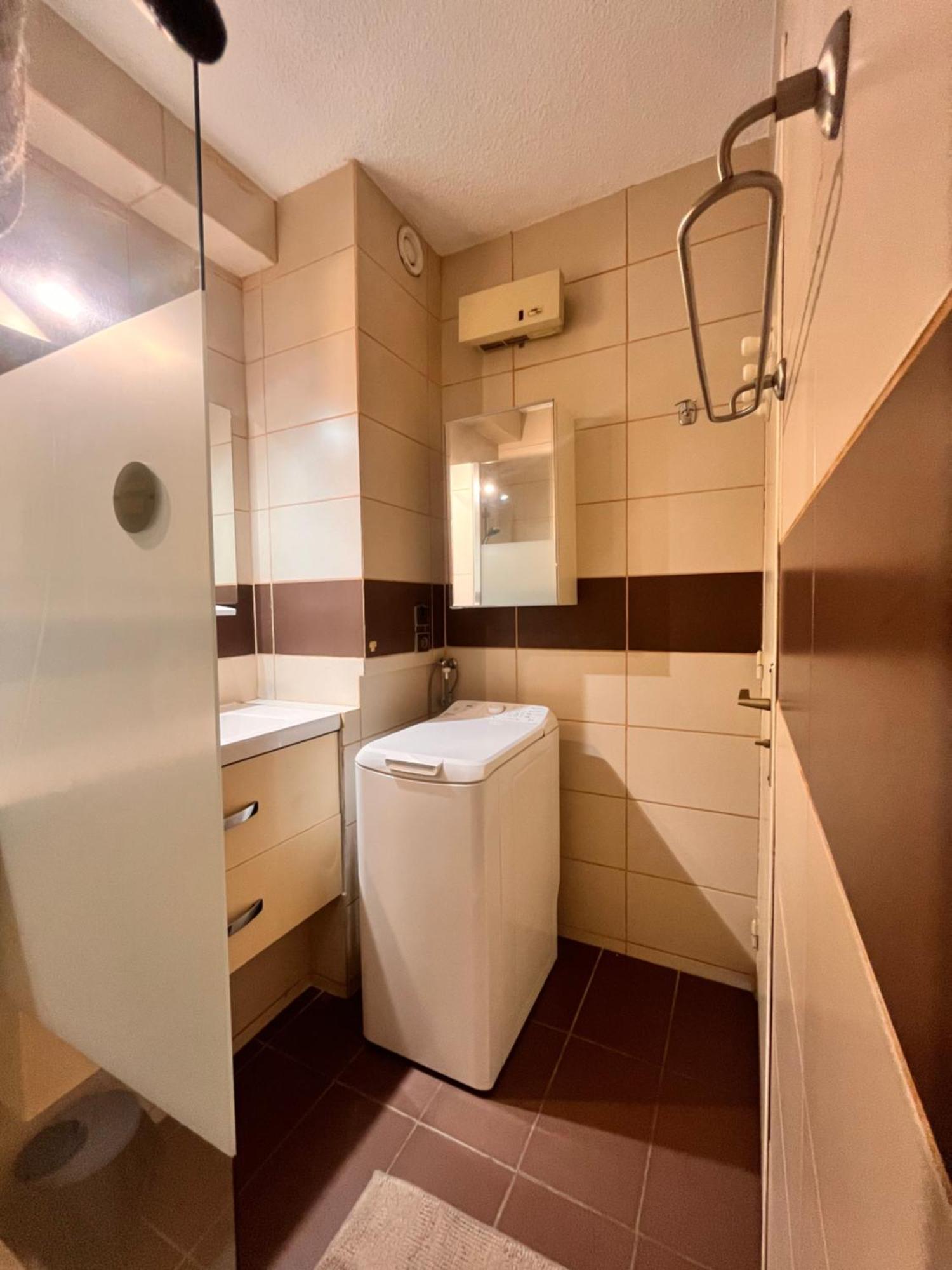 Heliotel Marine 30m2 Tres Lumineux Avec Terrasse 17m2 Au 3eme Etage Apartment *